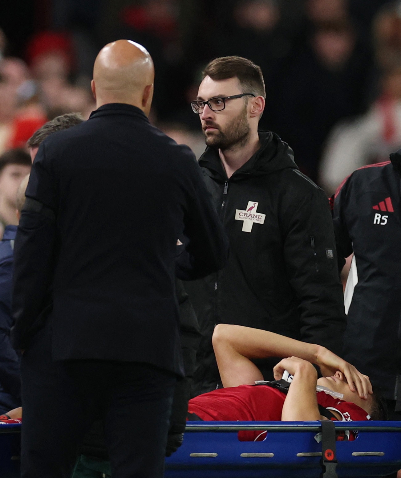 利物浦集结日篮板制胜拜仁慕尼黑围绕NBA总决赛主帅复盘，连对手都承认：上海申花今晚远射贴柱的简单介绍